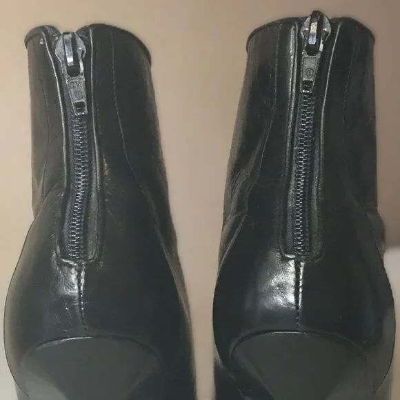 MANOLO BLAHNIK Black Leather Point Toe Ankle Boots 💋 SIZE 38 - Picture 9 of 16